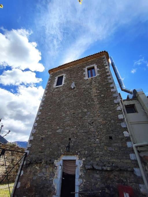 Μαγεμένος Πύργος Στις Θαλάμες Apartment Koumani Ngoại thất bức ảnh